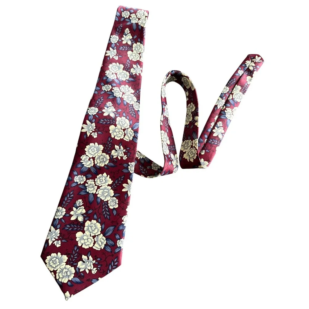 Mercedes High Fashion Myung Ju Silk Floral Tie Burgundy‎ Blue Vintage Necktie